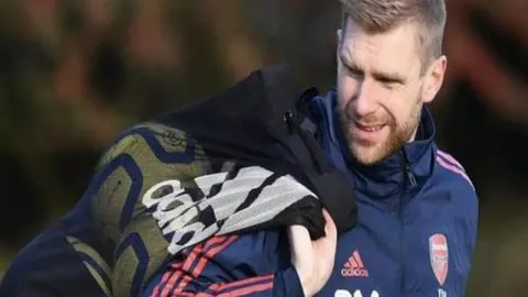 《环球时报》专访奥斯卡：助力中国足球新星赴欧洲成长